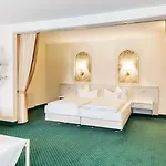 Arvena Reichsstadt 4*