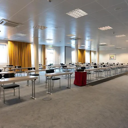 Arvena Reichsstadt Hotel 4*
