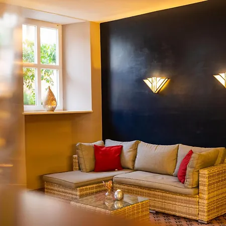 Arvena Reichsstadt Otel 4*