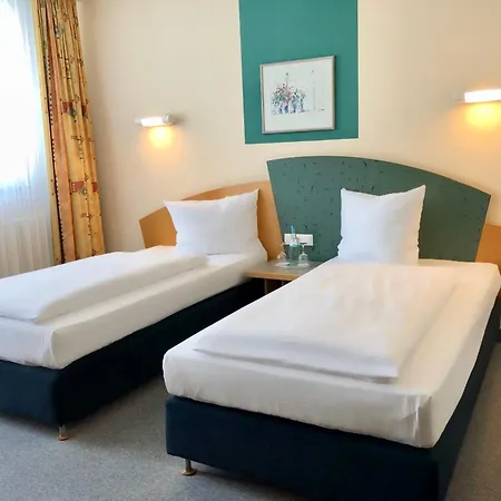 מלון Arvena Reichsstadt 4*
