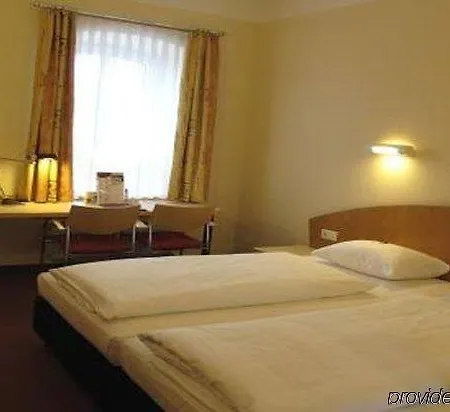Arvena Reichsstadt Hotel 4*