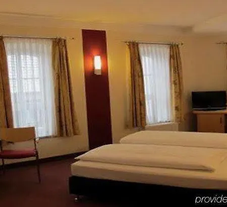 Arvena Reichsstadt 4*