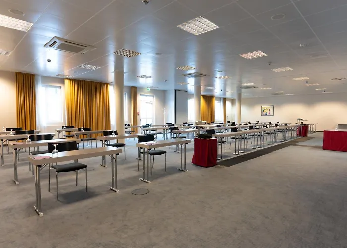 Arvena Reichsstadt Otel 4*