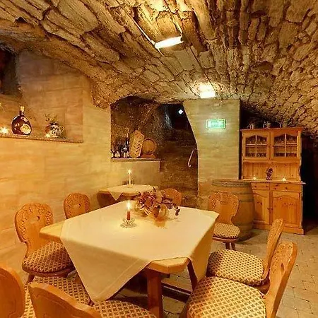 מלון Arvena Reichsstadt